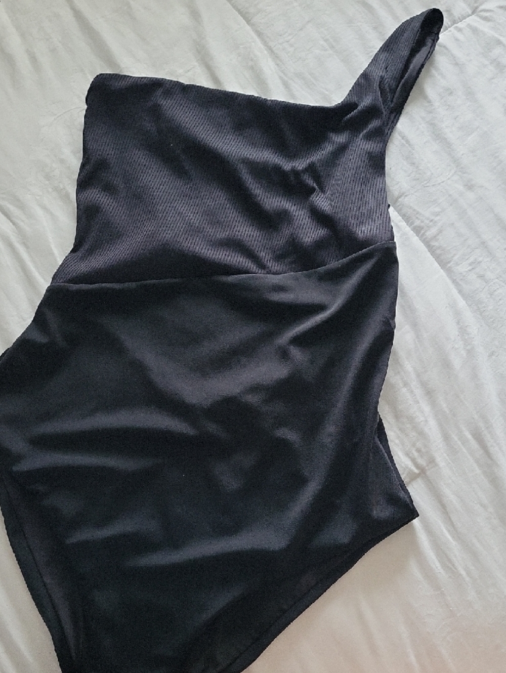 Onia Black One-Shoulder Ribbed One-Piece Swimsuit - Picture 6 of 8